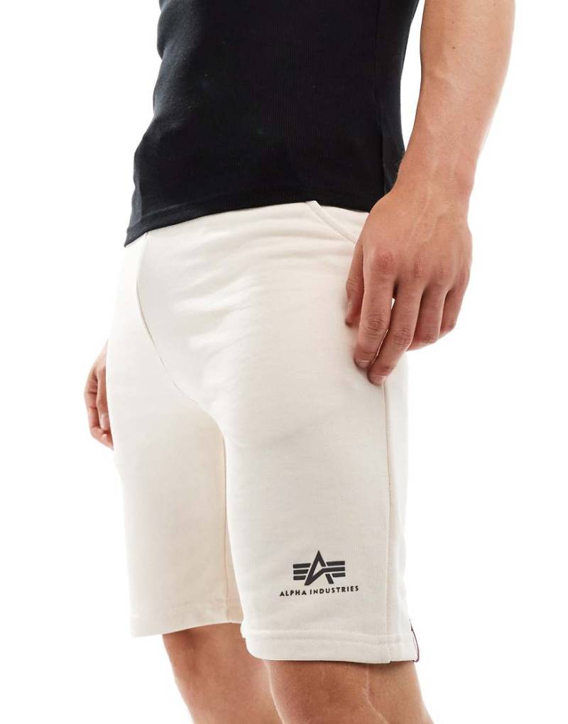 Alpha Industries - Shorts aus Sweatshirt-Stoff mit Core-Logo in Beige-Neutral von Alpha Industries