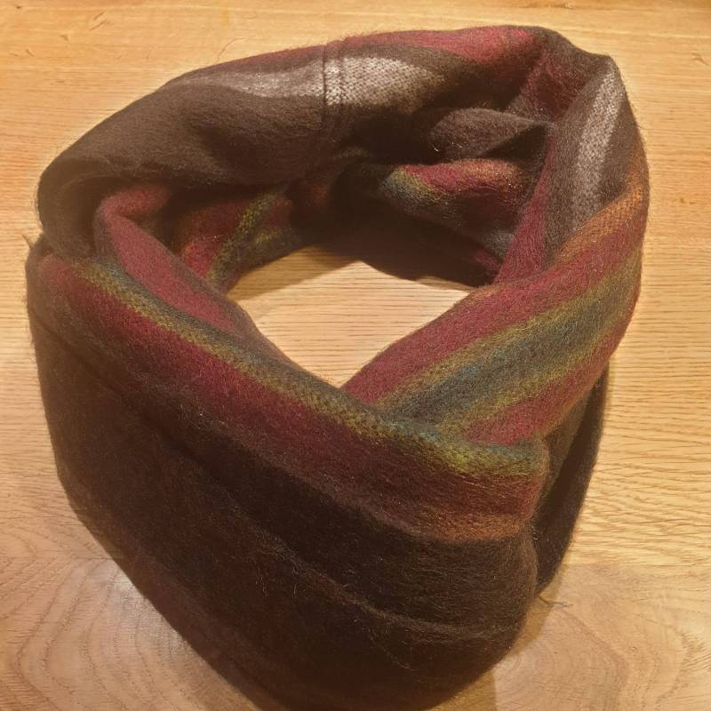 Kuschelig Weicher Loopschal Aus Babyalpakawolle, Multicolor, Brauner Grundton von AlphaAlpakaUnikate