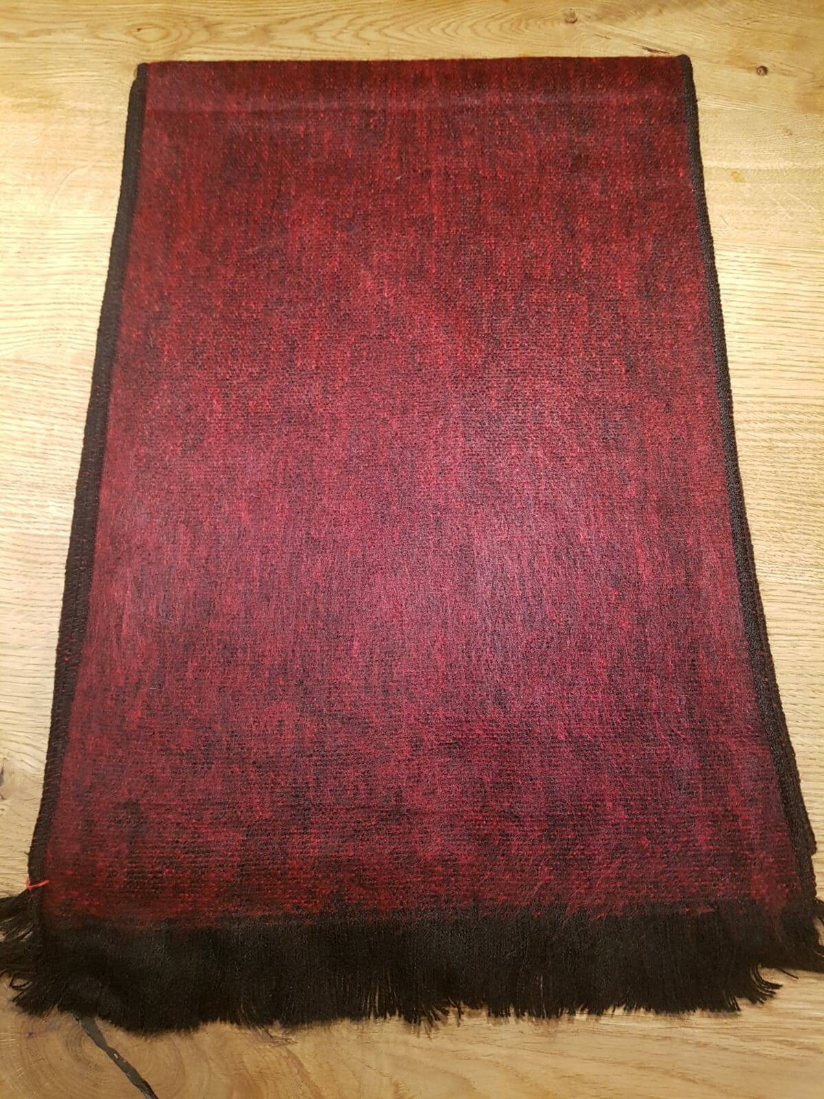 Kuschelig Weicher Schal Aus Babyalpakawolle, Gewebtes Unikat, Rotmeliert Dunkel Kuschelig Weicher Schal Aus Babyalpakawolle, Gewebtes Unikat, Rotmeliert Dunkel von AlphaAlpakaUnikate
