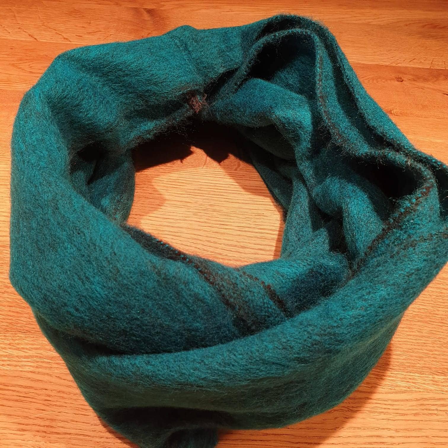 Loopschal Aus Babyalpakawolle, Smaragd von AlphaAlpakaUnikate