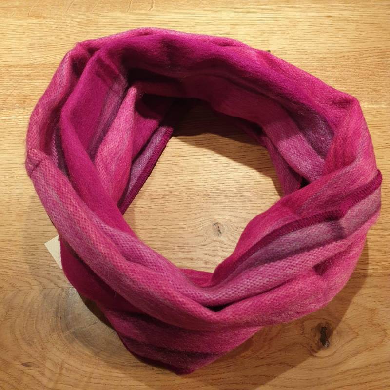 Loopschal Aus Babyalpakawolle Pink Gestreift von AlphaAlpakaUnikate
