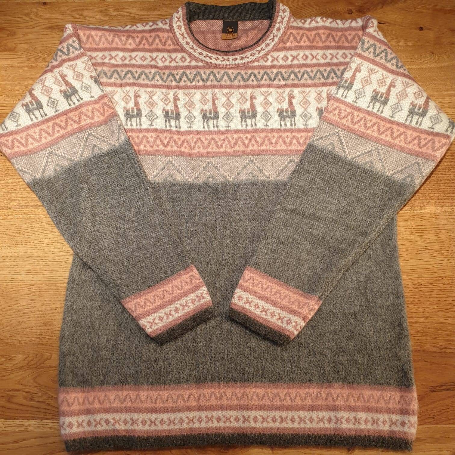 Pullover Aus Alpakawolle Grau Mit Rosa Muster Pullover Aus Alpakawolle Grau Mit Rosa Muster von AlphaAlpakaUnikate