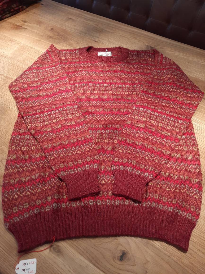 Pullover Aus Babyalpakawolle Mit Muster Rot Pullover Aus Babyalpakawolle Mit Muster Rot von AlphaAlpakaUnikate