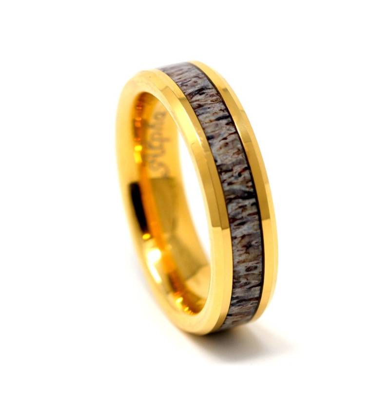Wolfram Hirschgeweih Ring Gelb Gold Herren Ehering | 6 Mm von AlphaTungsten
