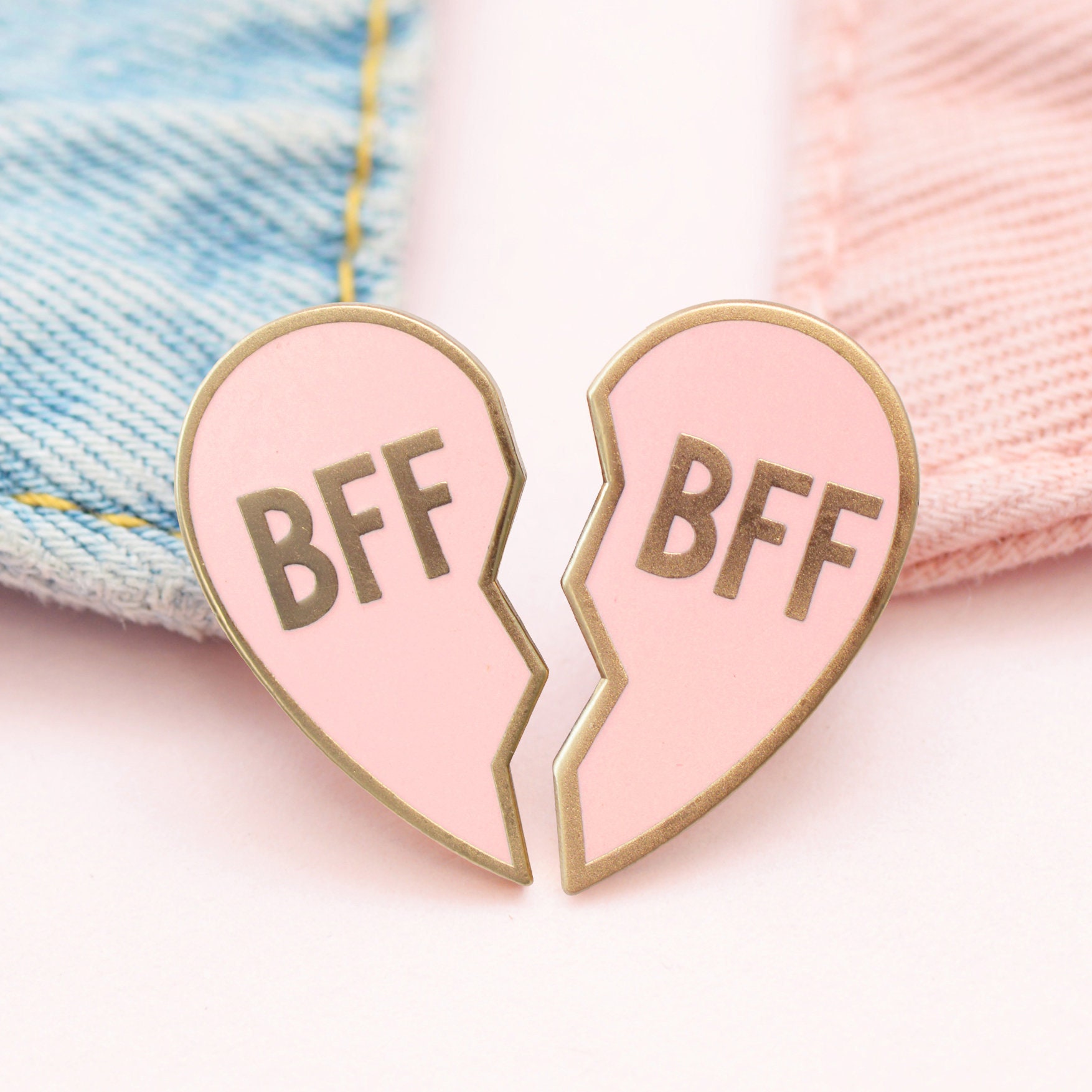 Bff Emaille Pin - Hard Set Herz Freundschaft Flair Brosche Anstecknadel Pins Anstecker Bff Emaille Pin - Hard Set Herz Freundschaft Flair Brosche Anstecknadel Pins Anstecker von AlphabetBags