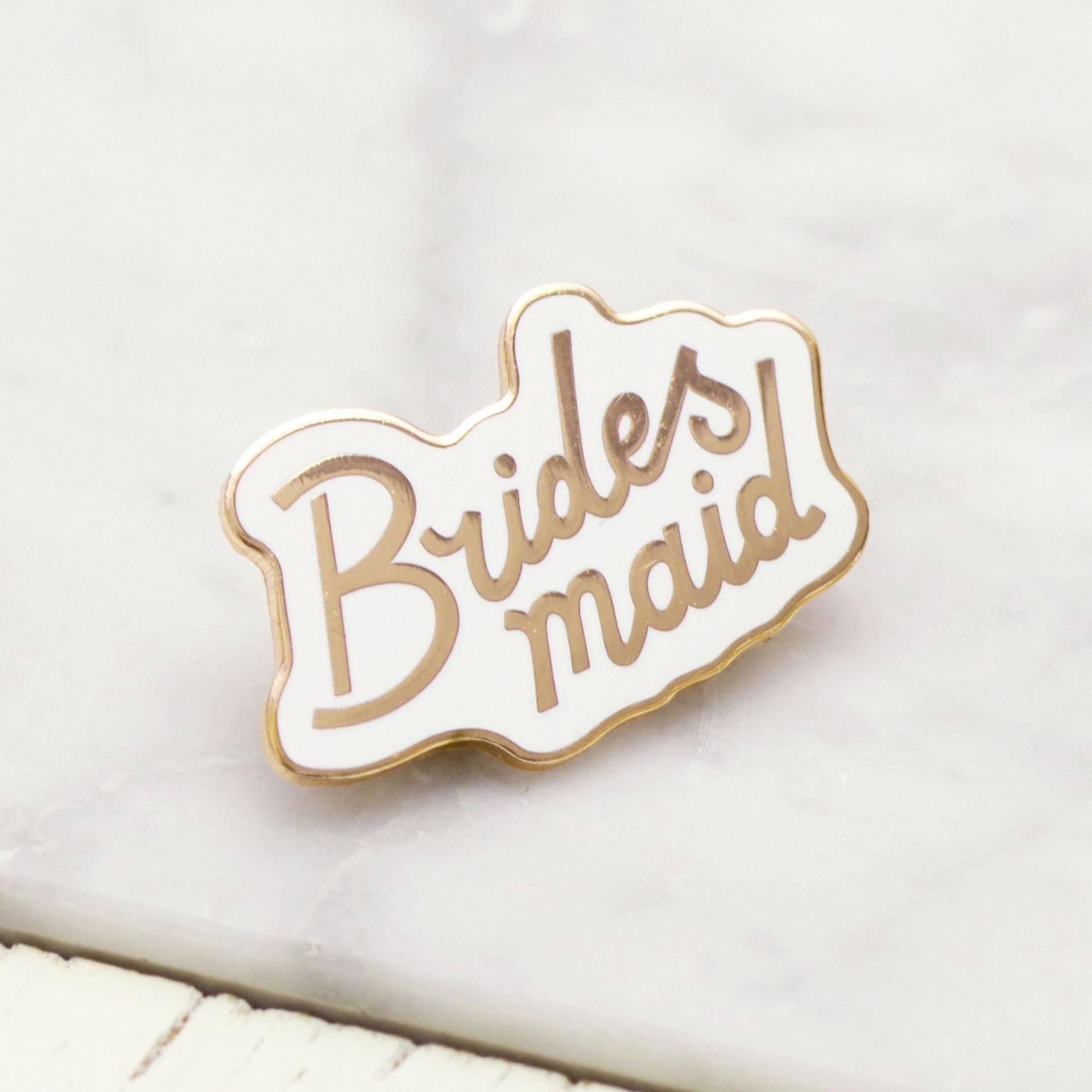 Brautjungfer Emaille Pin - Hochzeit Junggesellinnenabschied Bachelorette Harte Geschenk Anstecker Gold Brautjungfer Emaille Pin - Hochzeit Junggesellinnenabschied Bachelorette Harte Geschenk Anstecker Gold von AlphabetBags