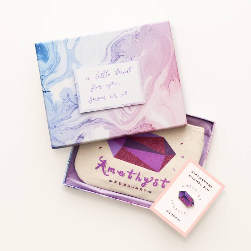 Emaille Pin Set - Geburtstag Make-Up Tasche Und Beutel Personalisiertes Geschenkset Benutzerdefinierte Geburtsstein Alphabet Taschen von AlphabetBags