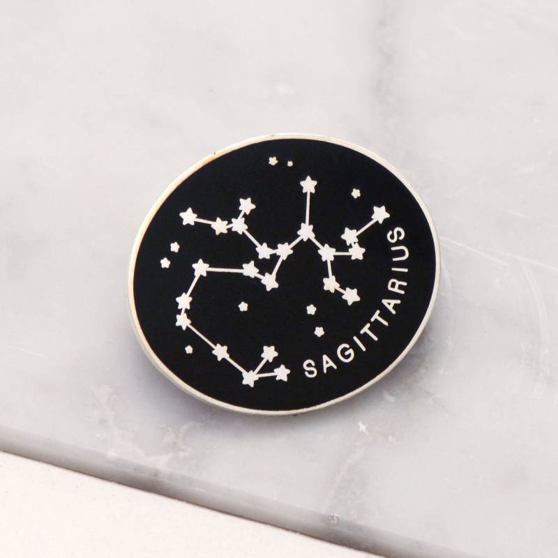 Schütze Pin - Sternzeichen Sternbild Emaille Hard Pins Flair Geburtstag Badge Schütze Pin - Sternzeichen Sternbild Emaille Hard Pins Flair Geburtstag Badge von AlphabetBags