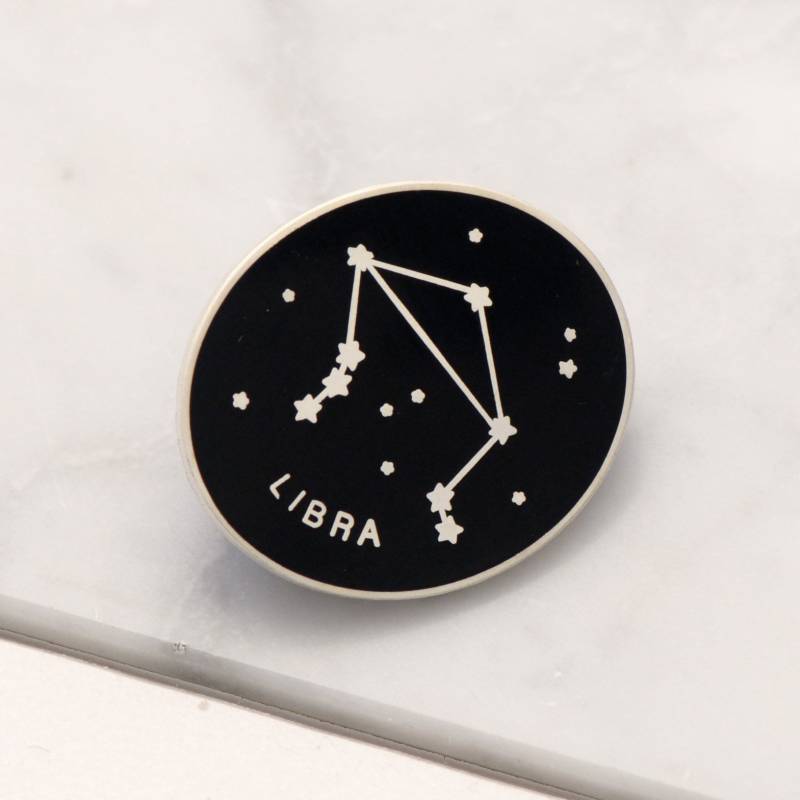 Waage Pin - Sternzeichen Sternbild Emaille Hard Set Pins Flair Geburtstag Badge Waage Pin - Sternzeichen Sternbild Emaille Hard Set Pins Flair Geburtstag Badge von AlphabetBags