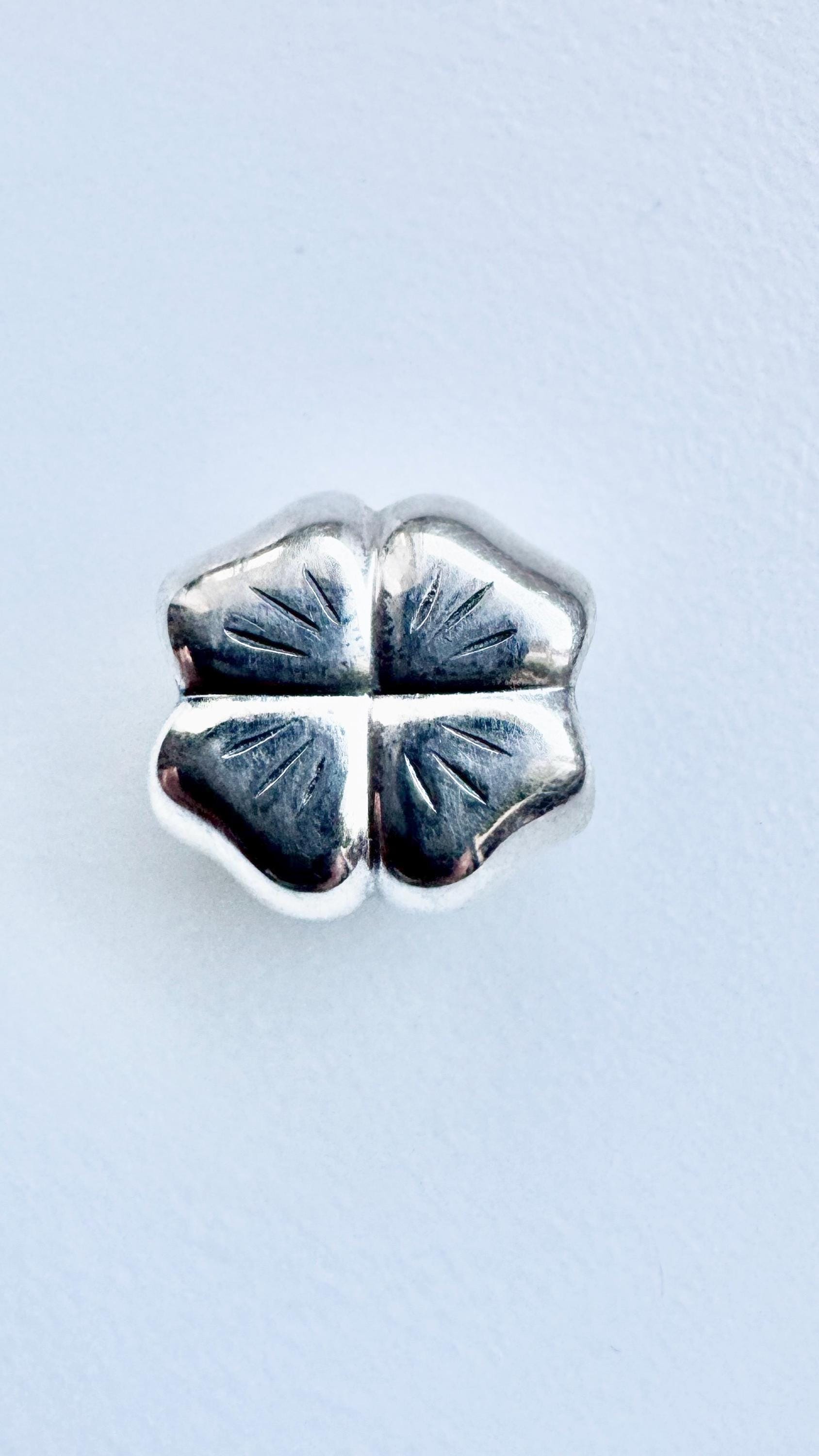 Authentisch Pandora Vierblättriges Kleeblatt 790157 Bead Silber 925 Ale New Authentisch Pandora Vierblättriges Kleeblatt 790157 Bead Silber 925 Ale New von Altarshopp