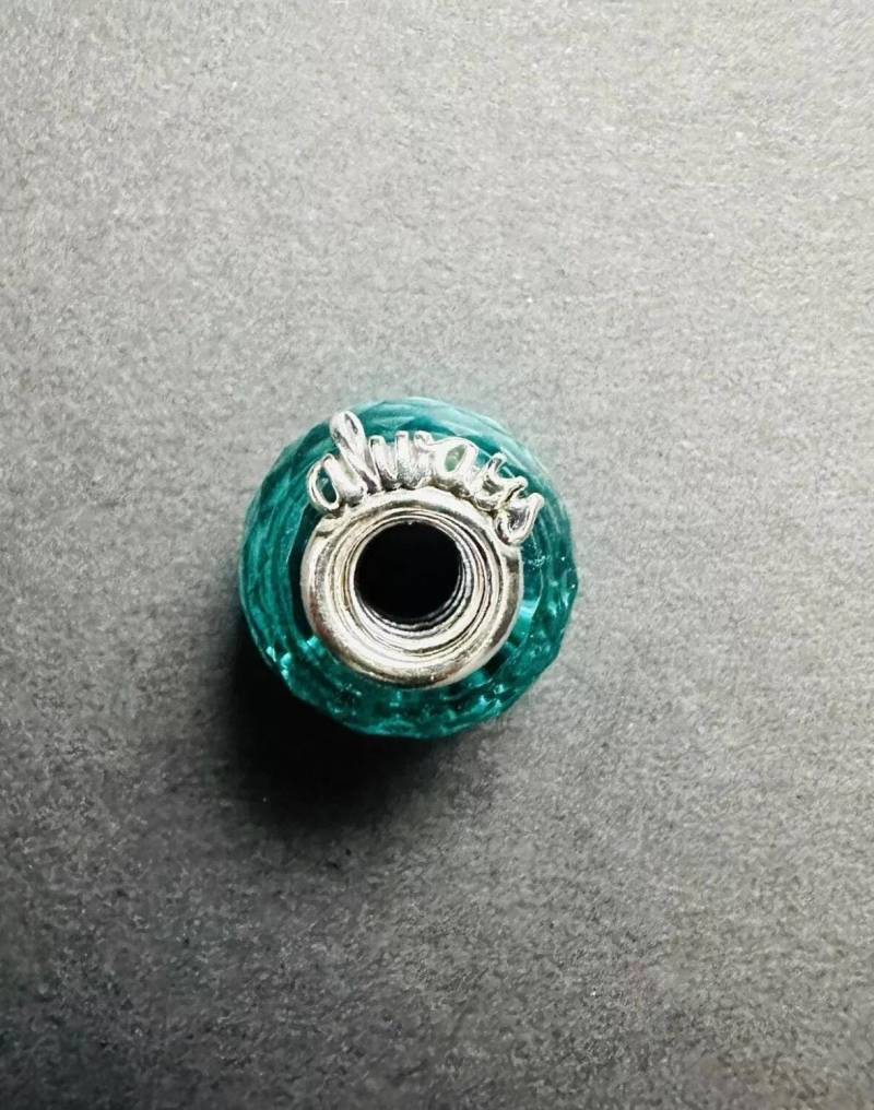 Original Pandora Facettiertes Murano-Glas Freundschafts-Charm 792762C01 Silber 925 Neu Original Pandora Facettiertes Murano-Glas Freundschafts-Charm 792762C01 Silber 925 Neu von Altarshopp