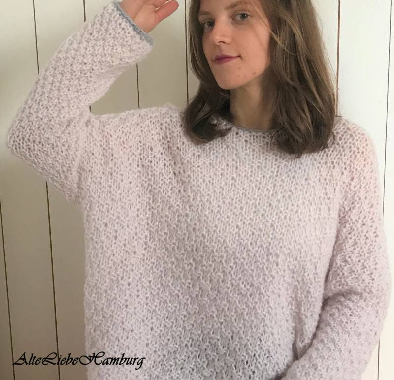 Langarm Pulli in Zartem Rosé - Handgestrickt Langarm Pulli in Zartem Rosé - Handgestrickt von AlteLiebeHamburg