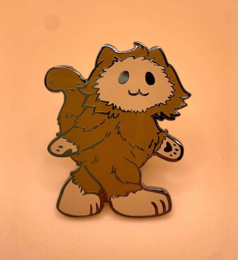 Catsquatch - Sasquatch Bigfüße Cryptid Kitty Hard Enamel Pin von AlteredAether