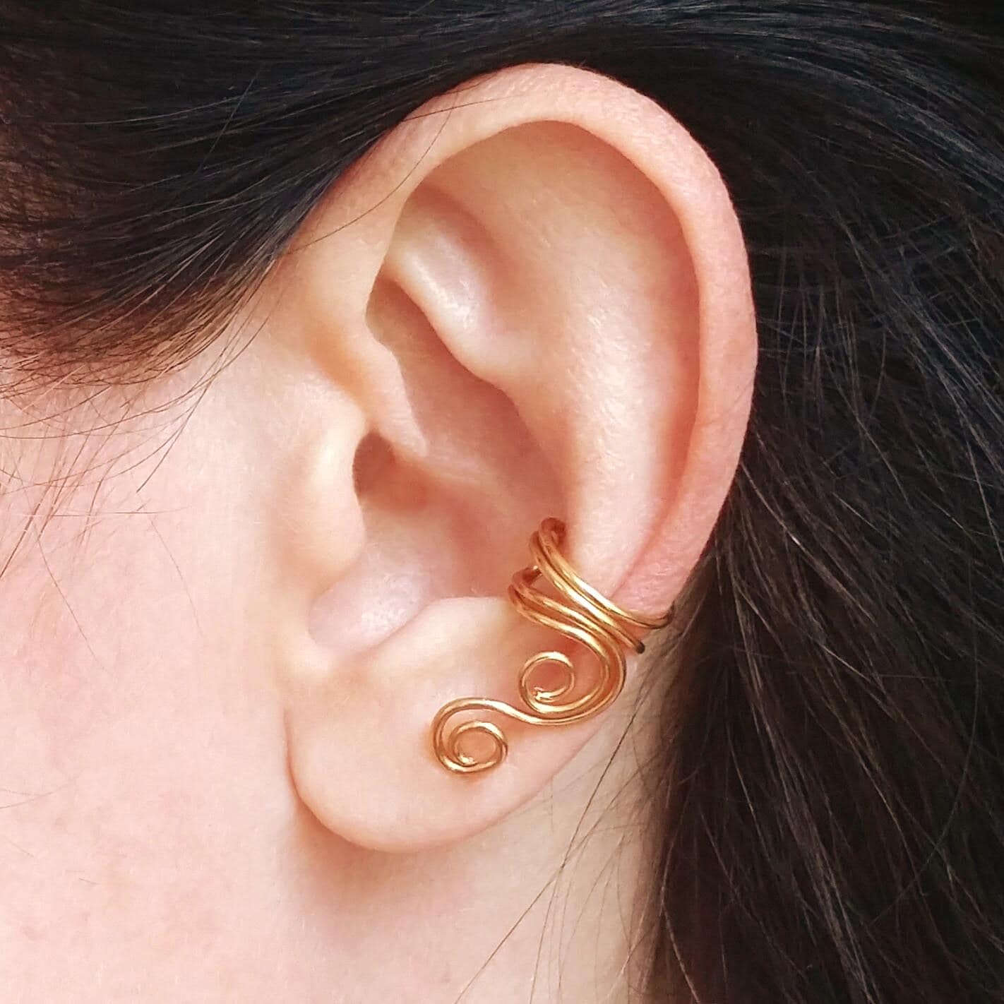 Gold Ohr Manschette, Geschweiften Wickeln, Swirly Nicht Piercing Fake Piercing, Boho Wrap Ohrring, Hugger Manschette von AlteredElegance