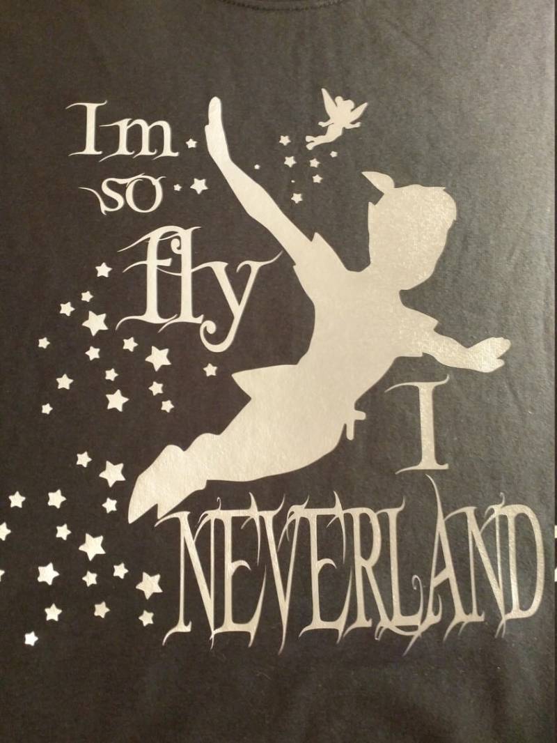 Neverland-T-Shirt von AlteredGoodsStore