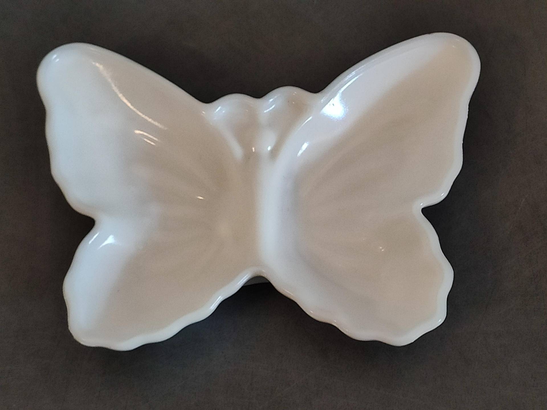 Avon Schmetterling Seifenschale Schmuckschale Ringschale Made in France Avon Schmetterling Seifenschale Schmuckschale Ringschale Made in France von AltesundRares