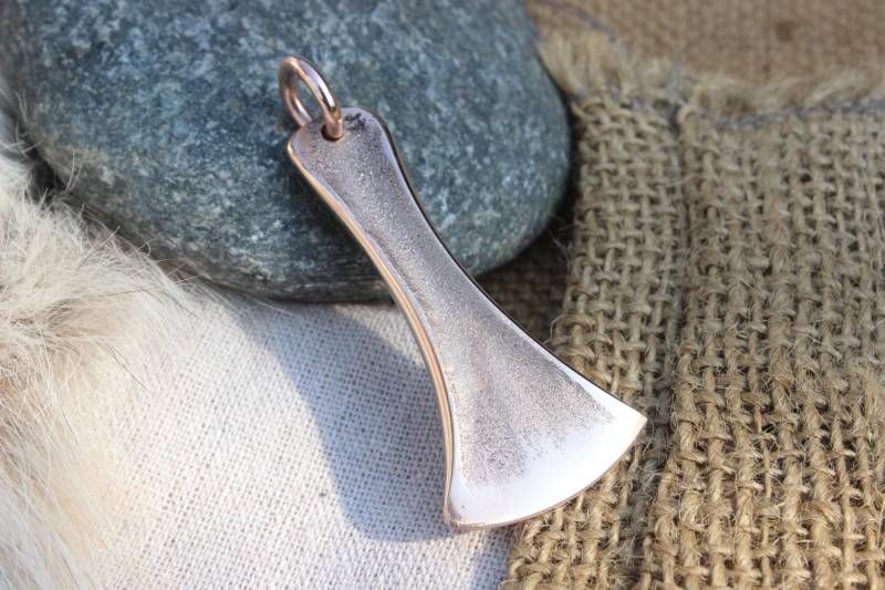 Aunjetitzer Kultur Axtanhänger Ca. 2400 - 1600 V.chr. Bronzezeit Schmuck Himmelsscheibe Beilanhänger B2 von Altmarkbronze