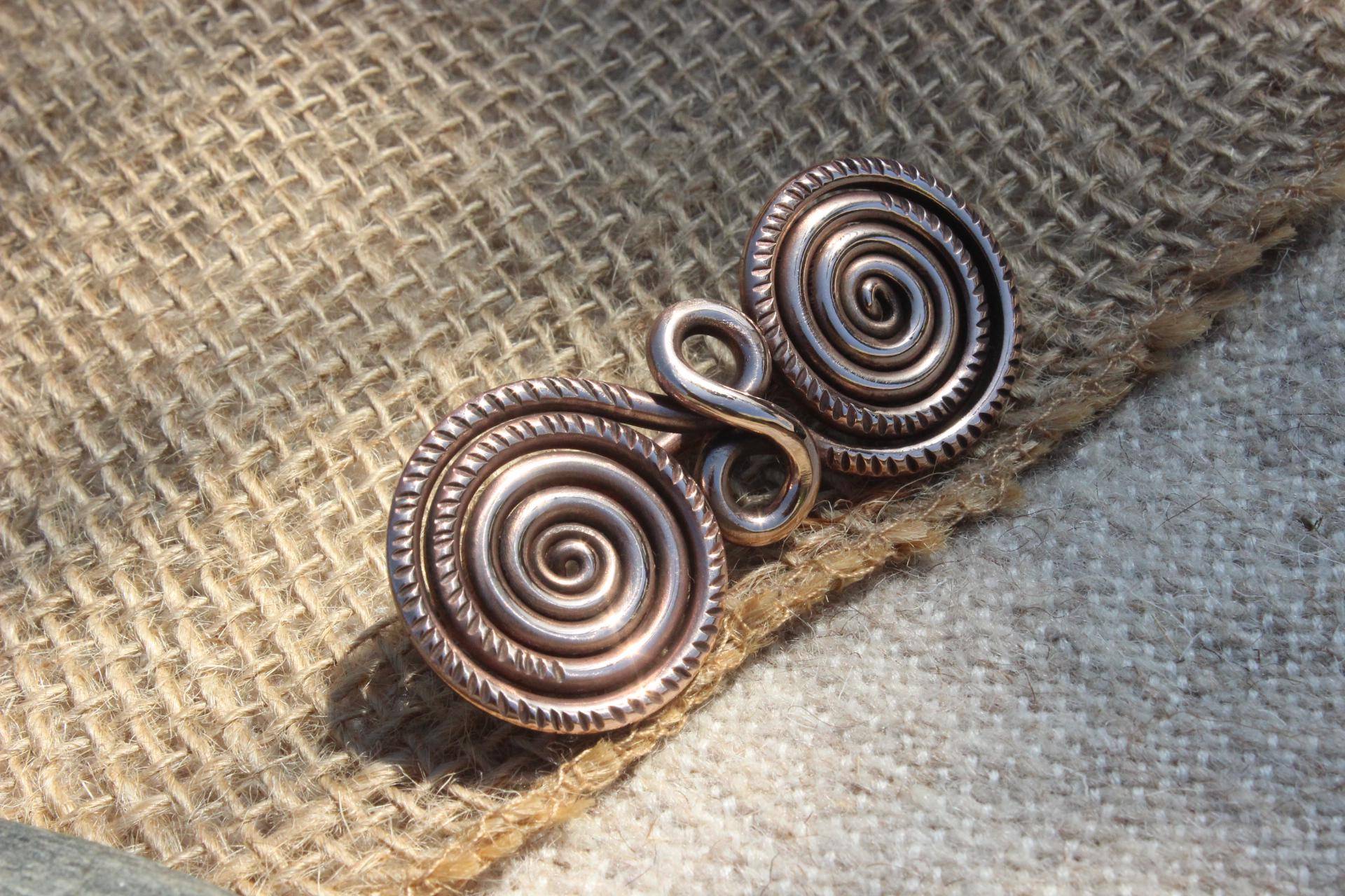 Brillenfibel Bronzezeit 70 Mm Spiralfibel Kelten Hallstatt 9.-5. Jh.v.chr. Drahtbügelfibel Schleifenfibel H1 von Altmarkbronze