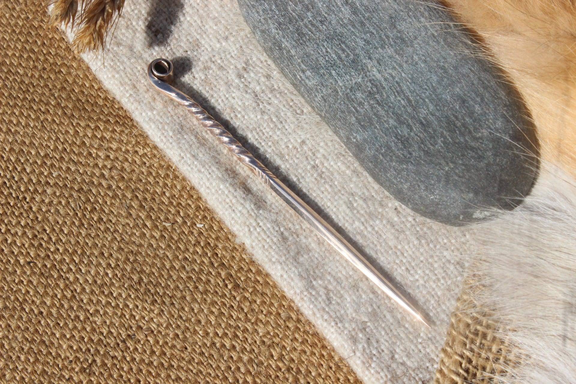 Bronze Zeit Rollenkopfnadel Haarnadel Bronzenadel Gewandnadel Der Bronzezeit Larp Reenactment Nadel Rkn71 Bronze Zeit Rollenkopfnadel Haarnadel Bronzenadel Gewandnadel Der Bronzezeit Larp Reenactment Nadel Rkn71 von Altmarkbronze