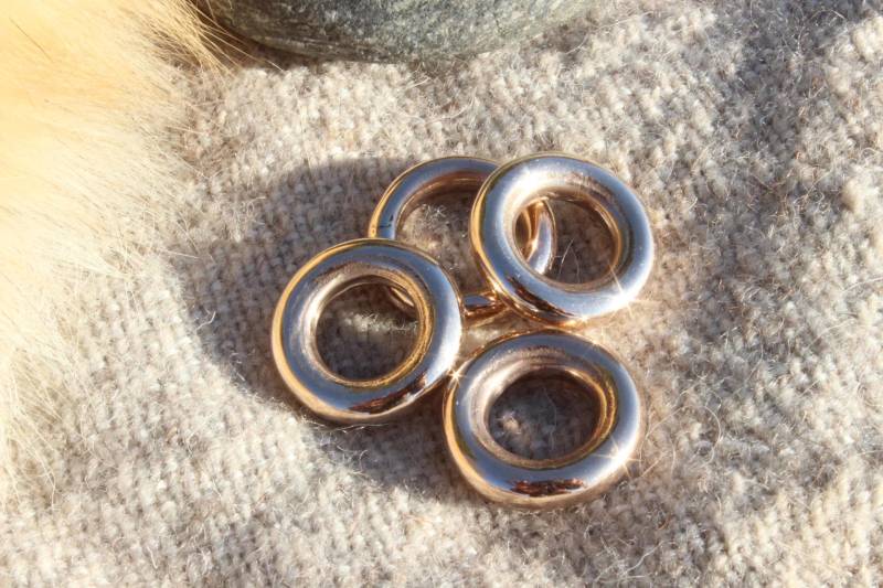 Bronzeringe 4 Stück Bronze 92/8 Gegossen Ringe 30/16 Schwere Bronzeperlen B4 von Altmarkbronze