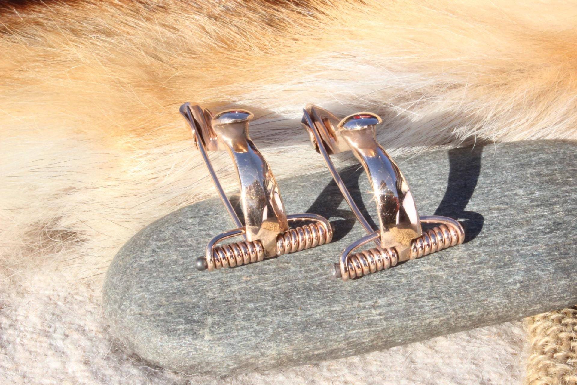 Fibel Mit Hohem Nadelhalter Set 2 Stück Germanen Germanenfibel Fibula Reenactment Elbgermanen Gewandschließe Gewandspange 3.-5 - Jh.n.chr. F1 Fibel Mit Hohem Nadelhalter Set 2 Stück Germanen Germanenfibel Fibula Reenactment Elbgermanen Gewandschließe Gewandspange 3.-5 - Jh.n.chr. F1 von Altmarkbronze