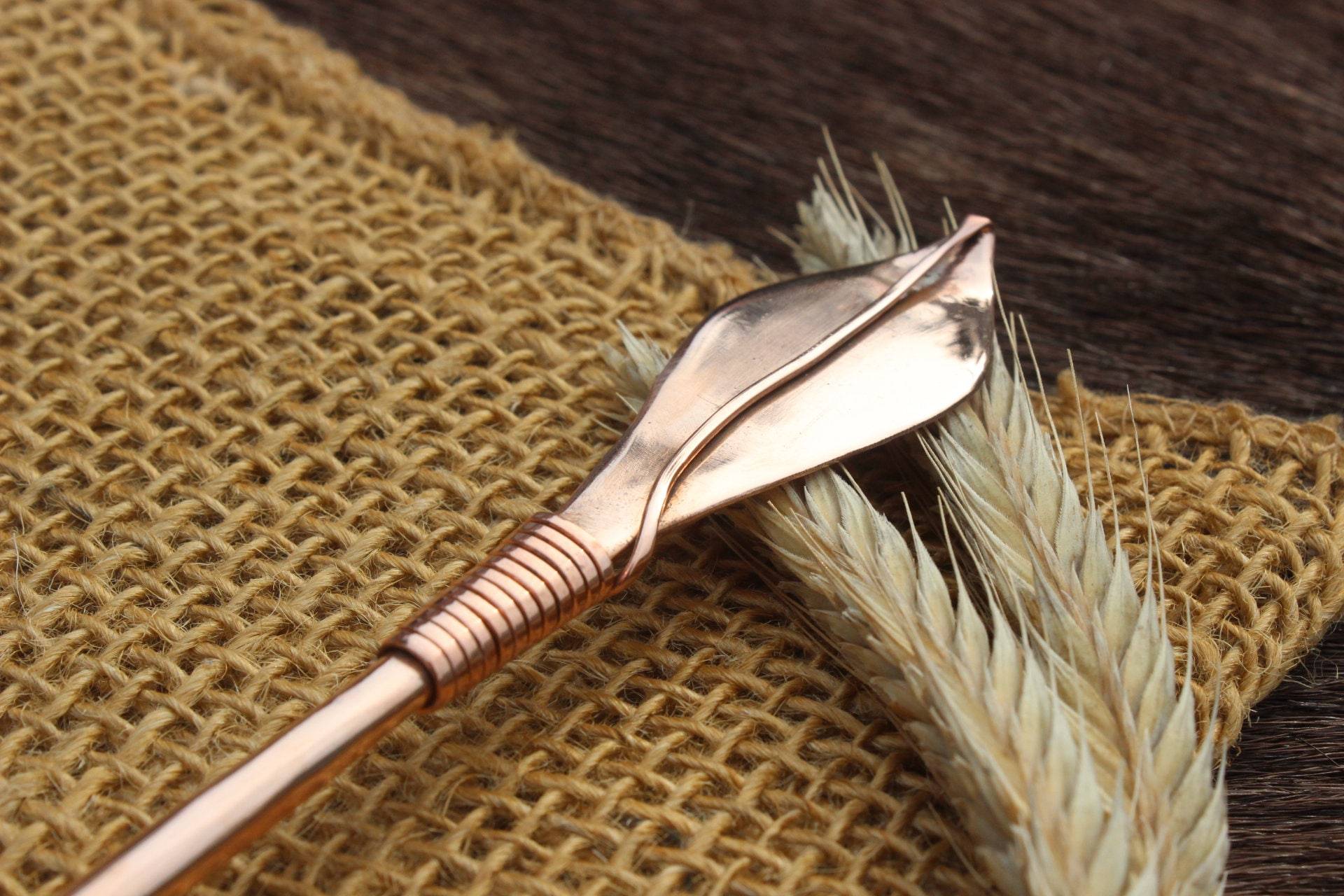 Horkheimer Gewandnadel Aus Der Frühbronzezeit " Gewand Nadel Bronzezeit Haarnadel Schleifennadel Mit Scheibenkopf Horkheimer Gewandnadel Aus Der Frühbronzezeit " Gewand Nadel Bronzezeit Haarnadel Schleifennadel Mit Scheibenkopf von Altmarkbronze