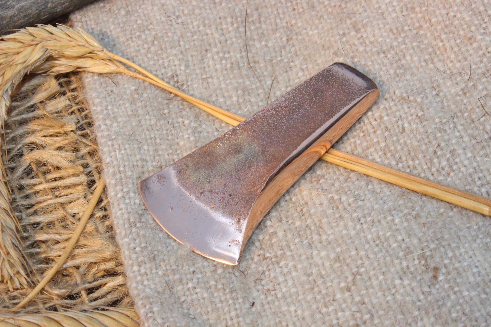 Kupferbeil Remedello Kultur 3260 V.chr. Kupferzeit Flanged Axe Copper Reenactment 99% Kupfer 3. Jahrtausend V. Chr. Geschmiedet R1 von Altmarkbronze