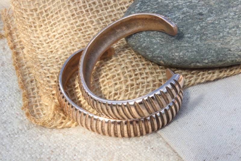 Set Rippenarmring Rippenring Bronzezeit Kelten Celtic Mitteleuropa Armreif Armring Späte Ca. 1000-700 V.chr. Rrs1 von Altmarkbronze
