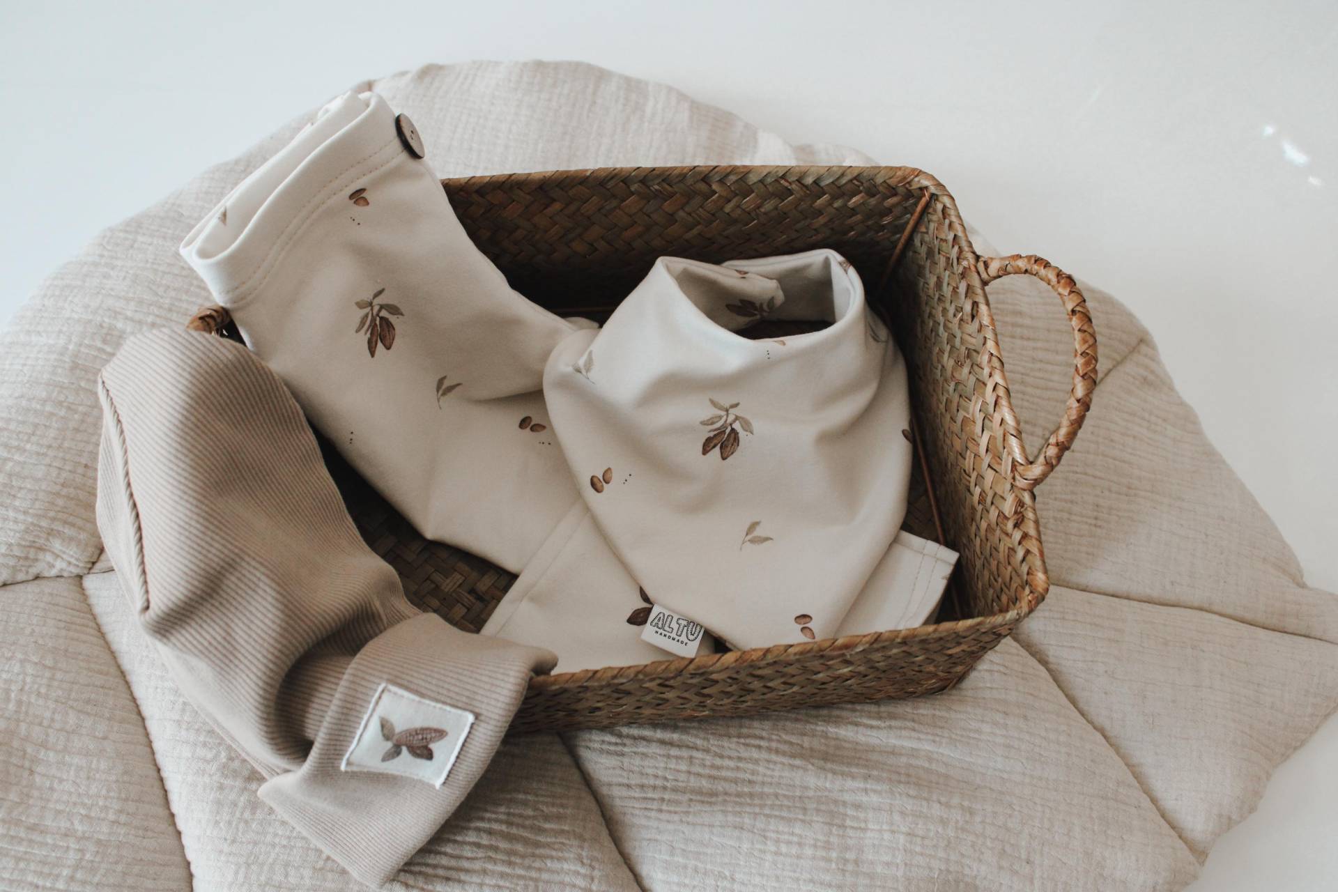 Organic Baby Kleinkinder Halstuch Bandana Cacao von AltuHandmade