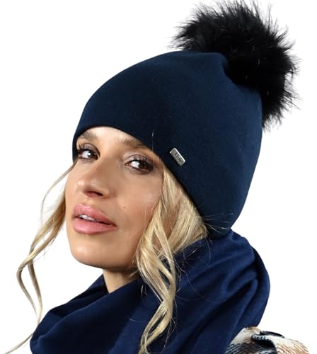 Alur Mütze Damen Beanie Wintermütze Strickmütze mit Bommel - Warme Elastisch Elegant Winter Mütze EKO Bommelmütze - Weiches Garn Stilvoll Universell Warm (Marine) von Alur