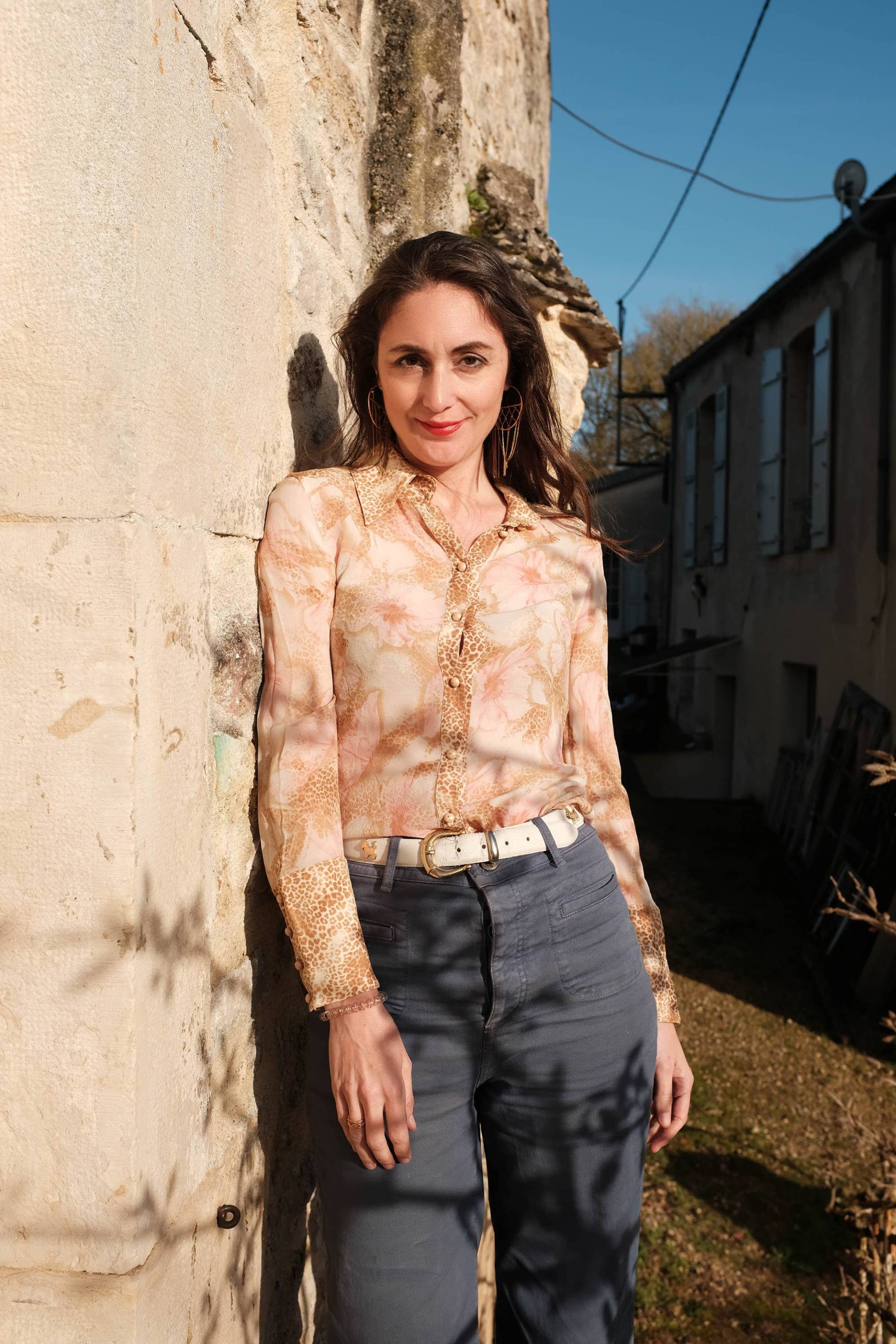 Vintage Escada 90Er-Jahre-Bluse, Vintage-Seidenbluse in Kleiner Größe, Escada-Hemd Mit Rosa Blumendruck, Escada-Couture-Top von AlvaVintageFashion