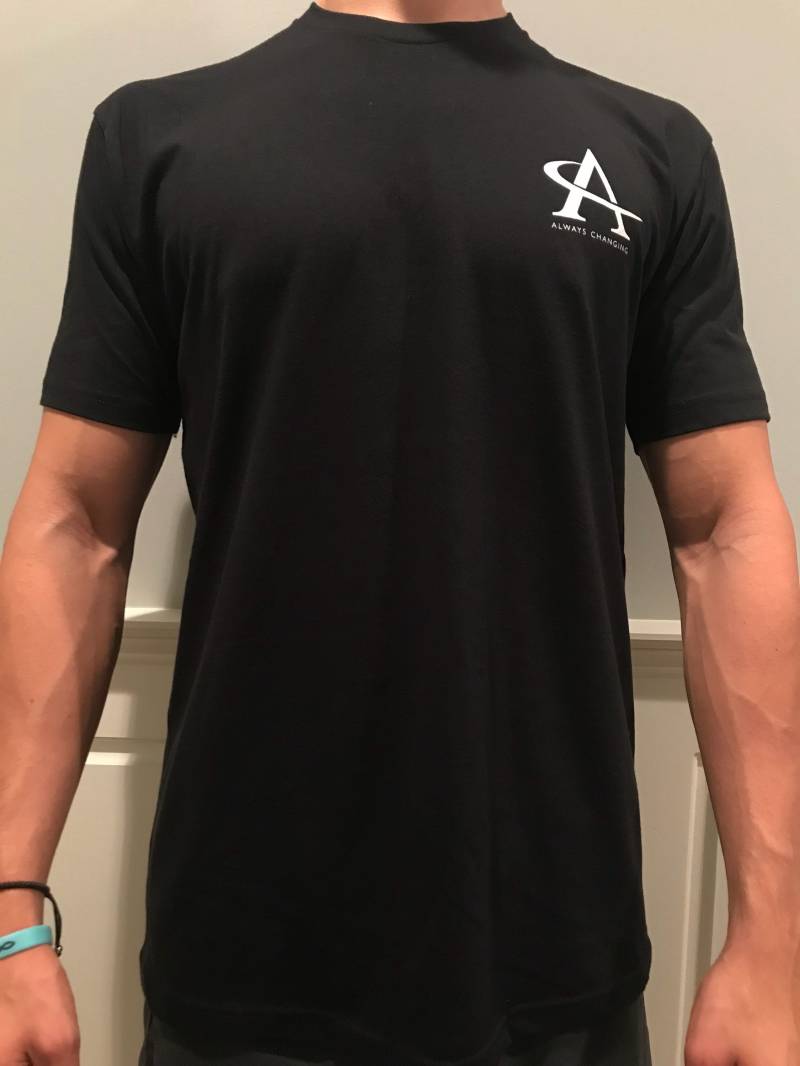 Immer Wechselndes T-Shirt - Schwarz Immer Wechselndes T-Shirt - Schwarz von AlwaysChangingShop