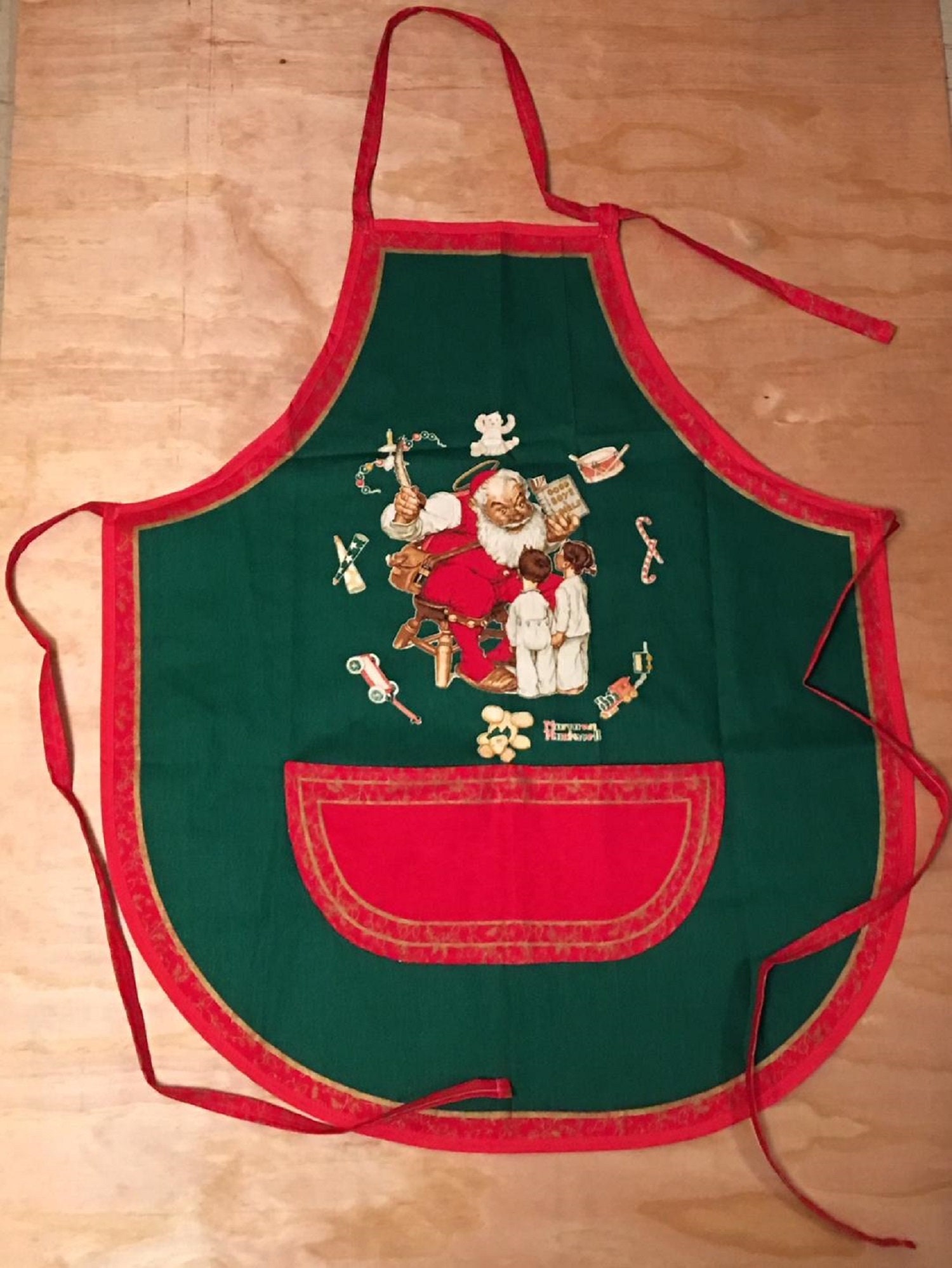 Weihnachten Schürze, Norman Rockwell Weihnachtsmann Druck, Erwachsene Größe Klein - Plus von AlwaysInStitchesCo