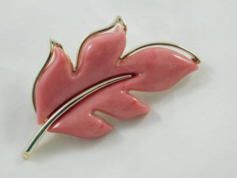 Sara Coventry Brosche Vintage von AlwaysPlanBVintage