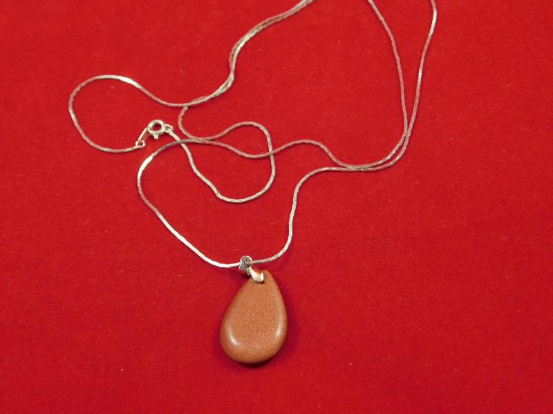 Vintage Silberkette Mit Braun-Gold Meliert Anhänger von AlwaysPlanBVintage