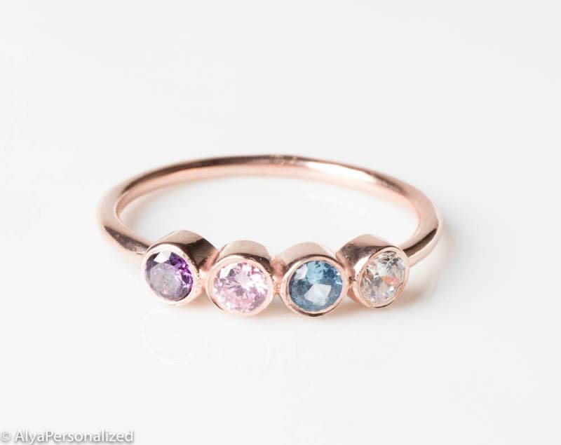 Mutter Geburtsstein Ring, Der Braut Geschenk, Ringe Für Frauen, Schmuck, Schmuck Mama, Familienring, Geschenk Mama Mutter Geburtsstein Ring, Der Braut Geschenk, Ringe Für Frauen, Schmuck, Schmuck Mama, Familienring, Geschenk Mama von AlyaPersonalized