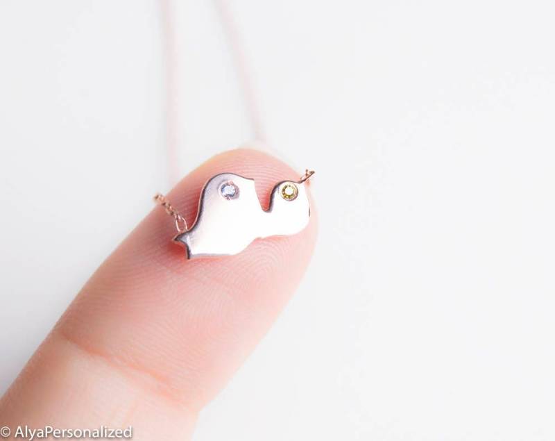 Mutter Tochter Halskette Set - Geburtsstein Geschenk Für Mama Vogel Schmuck von AlyaPersonalized