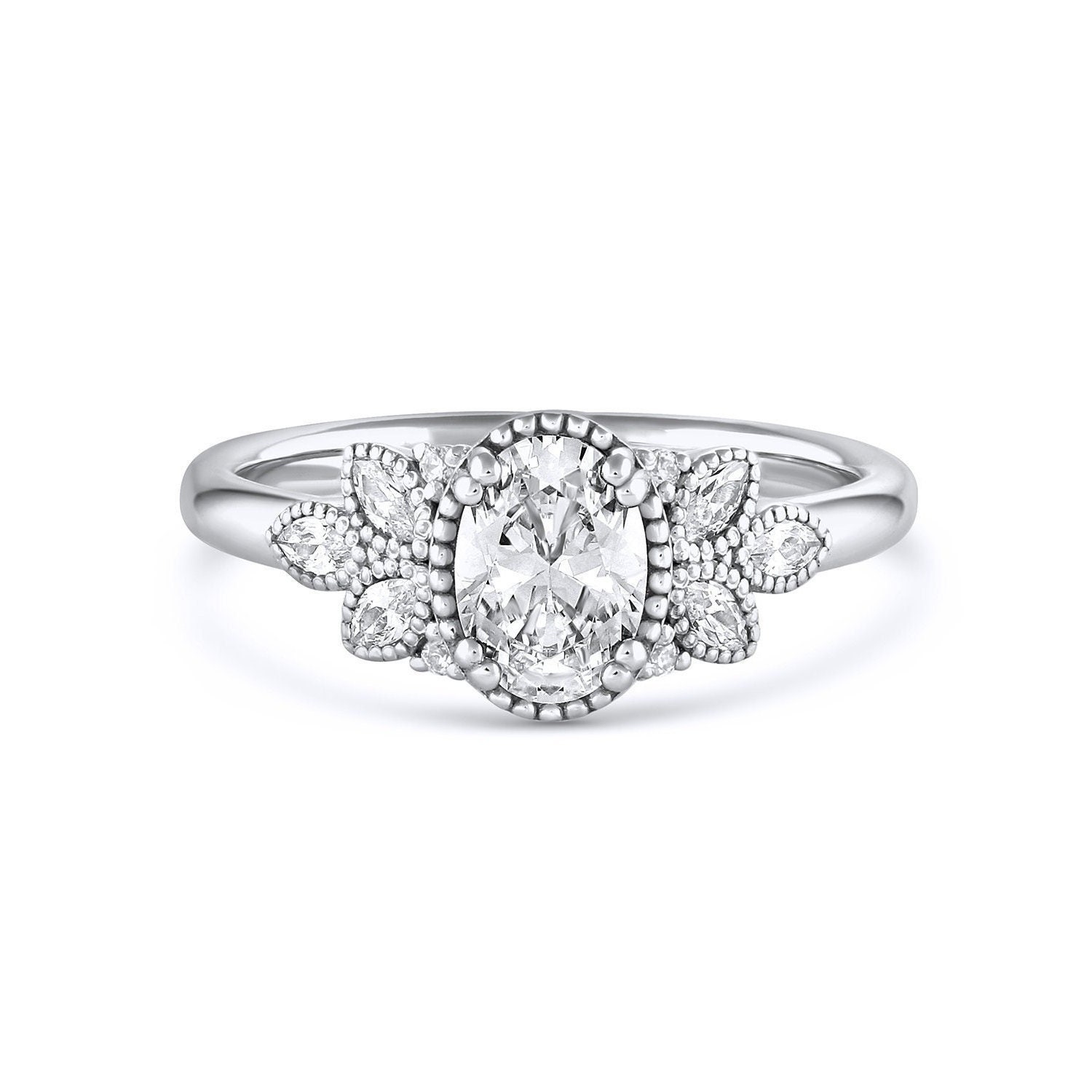 Fae Oval Diamant Cluster Verlobungsring | Lab Grown Diamond Oder Moissanit, Weißgold, Platin Jahrestag, Ehering Geschenk Für Frau von AlyshaWhitfield