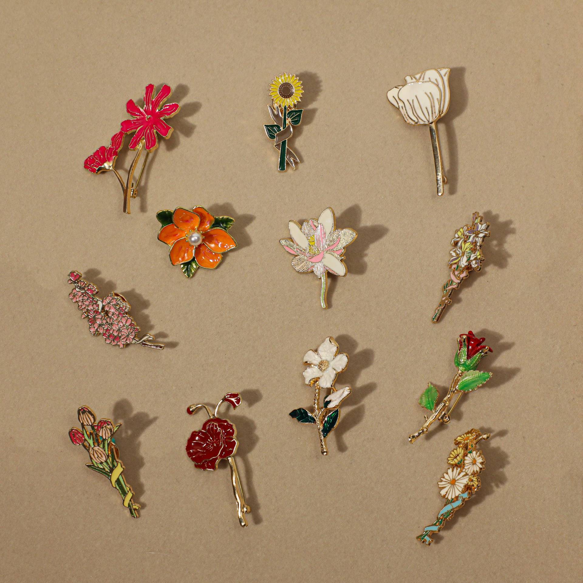 Personalisierte Geburtsblume Pins, Geburt Blume Anstecknadeln, Handgemachte Blumen Broschen, Hochzeit Geburtstagsgeschenke Für Sie Personalisierte Geburtsblume Pins, Geburt Blume Anstecknadeln, Handgemachte Blumen Broschen, Hochzeit Geburtstagsgeschenke Für Sie von AlyssaCustomization