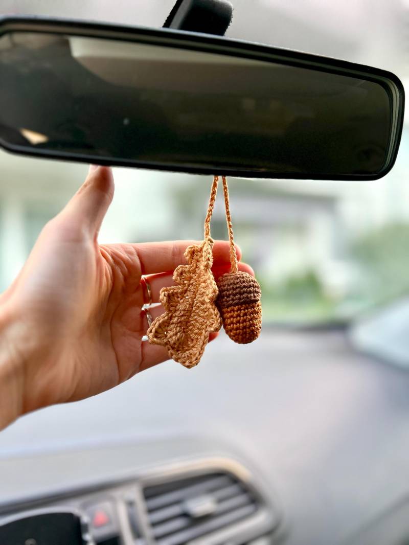 Gehäkelte Eichel Schlüsselanhänger Autoanhänger Rückspiegel Taschenanhänger Amigurumi Geschenk von AmOlivenbaum