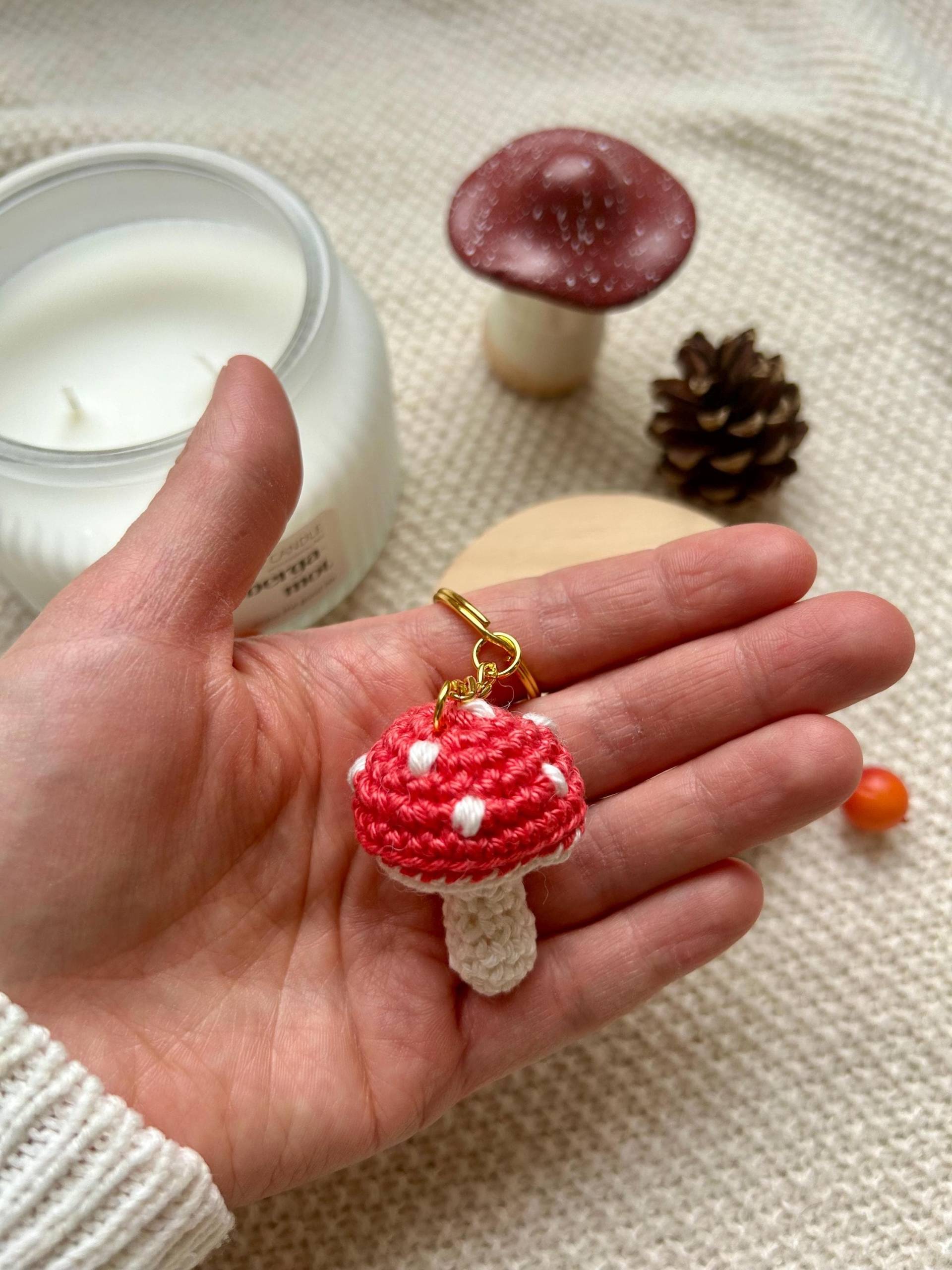 Gehäkelter Fliegenpilz Schlüsselanhänger Oder Taschenanhänger Amigurumi Geschenk von AmOlivenbaum