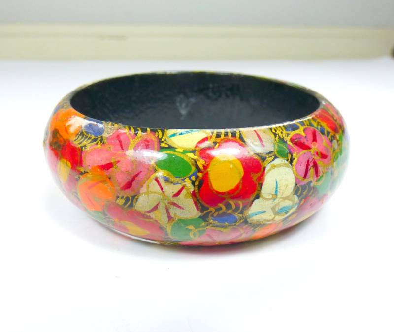 xx Chunky Cuff Armband, Handbemalte Blumen Schmuck, Breites Holz Accessoire, Buntes Stabiles Große Vielfalt von AmVaBe