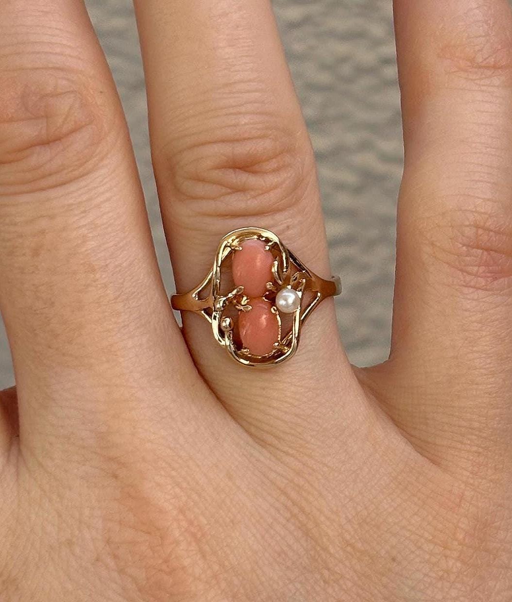 Vintage 585 Gold Ring Mit Korallencabochon/Perle | Gr. 52 6.1 14K Gelbgold Mid Century Schmuck Antik Vintage Retro Vintage 585 Gold Ring Mit Korallencabochon/Perle | Gr. 52 6.1 14K Gelbgold Mid Century Schmuck Antik Vintage Retro von AmaiaVintage