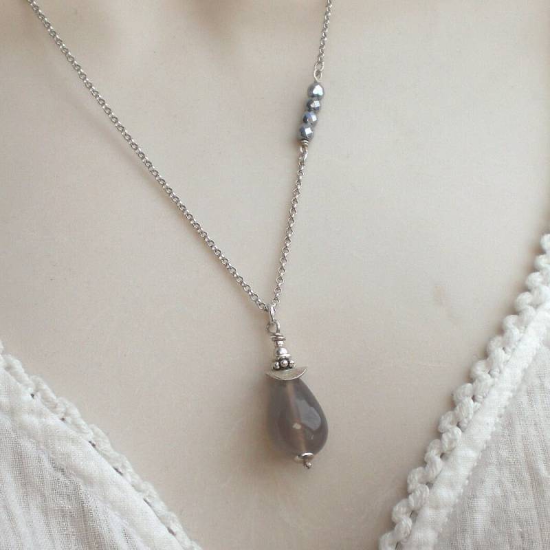 Großer Achat Tropfen Anhänger Mit Kette 925 Silber - Halskette Edelstein Grau Nostalgisch Sterlingsilber Vintage-Style | D539 Großer Achat Tropfen Anhänger Mit Kette 925 Silber - Halskette Edelstein Grau Nostalgisch Sterlingsilber Vintage-Style | D539 von AmaleeJewelry