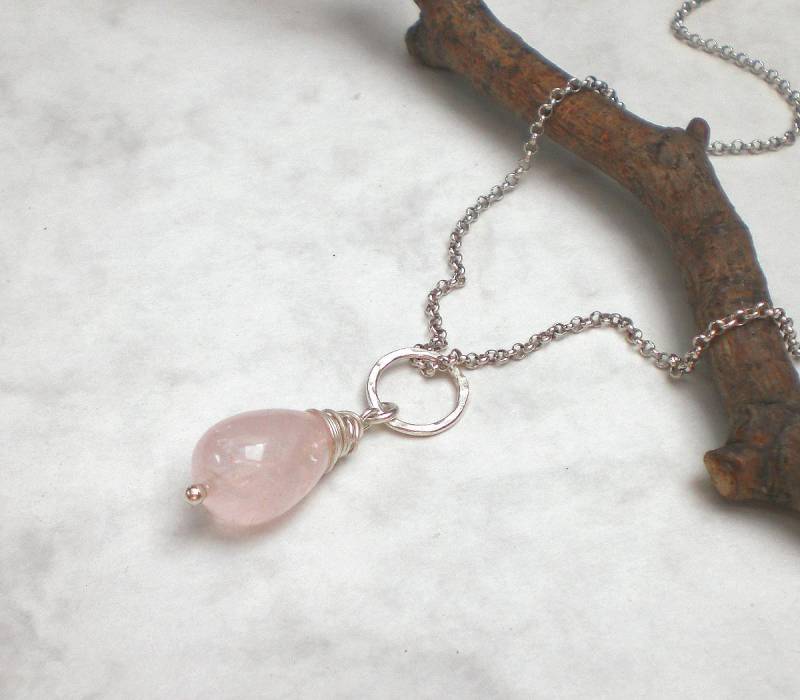 Rosenquarz Tropfen Kette 925 Silber, Halskette Rosa Sterlingsilber | D537 Rosenquarz Tropfen Kette 925 Silber, Halskette Rosa Sterlingsilber | D537 von AmaleeJewelry