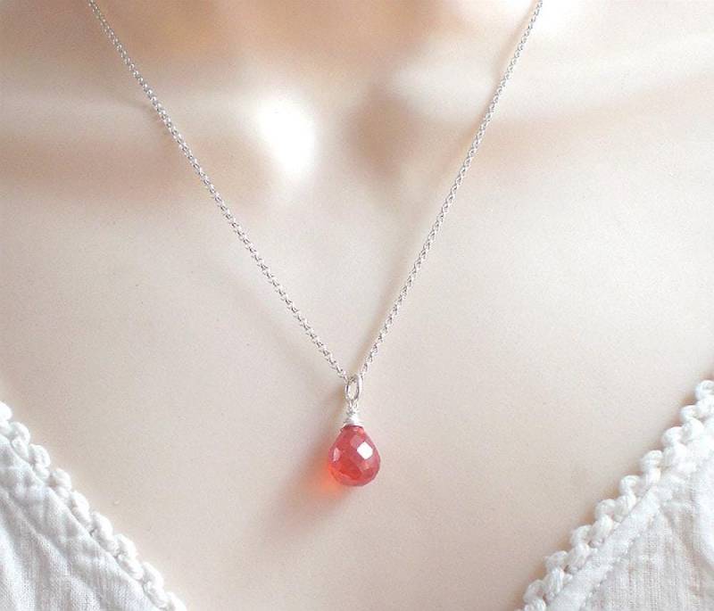 Rote Topas Tropfen Kette 925 Silber - Facettiert Halskette Echtsilber, R150 Rote Topas Tropfen Kette 925 Silber - Facettiert Halskette Echtsilber, R150 von AmaleeJewelry