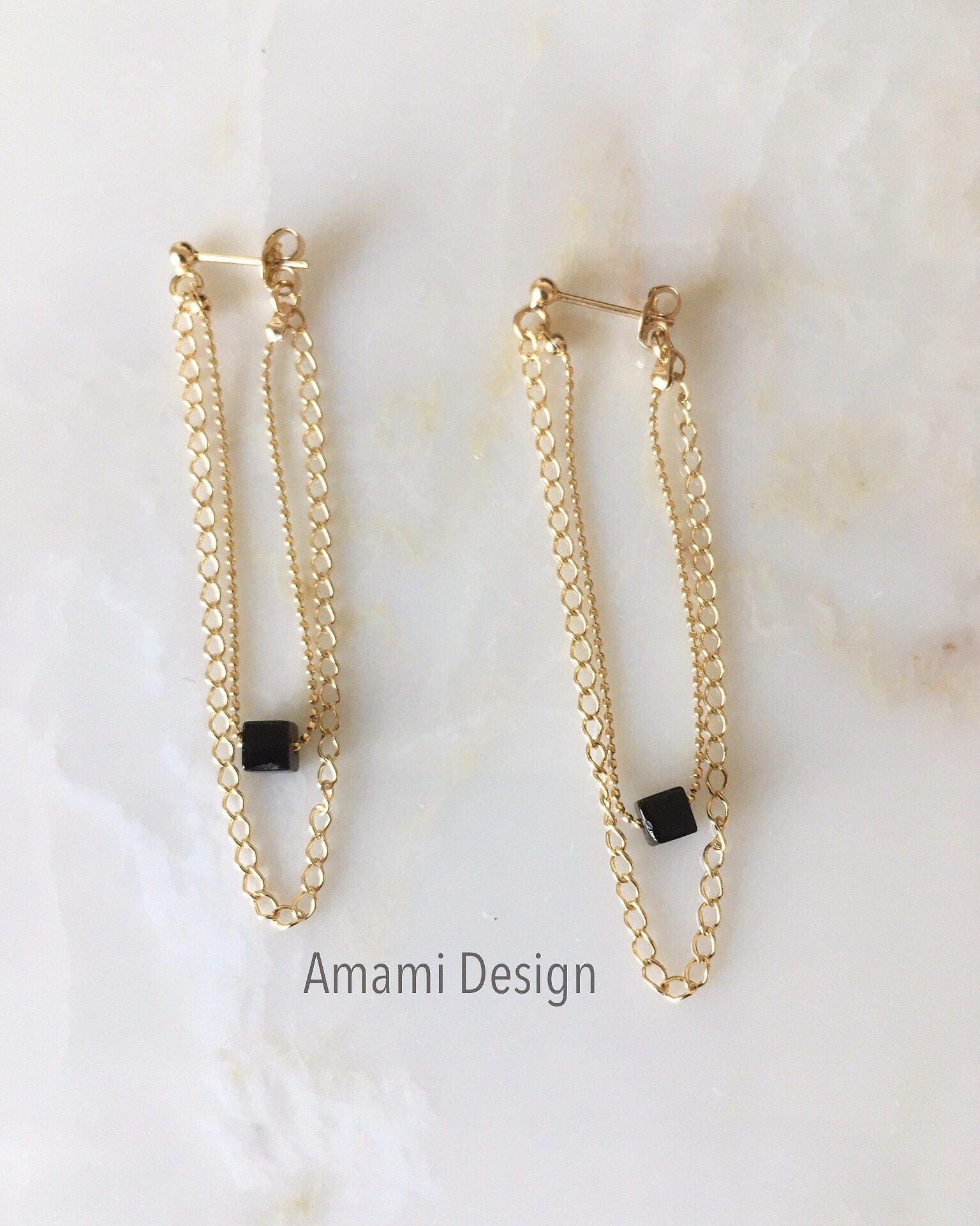 14K Gold Gefüllt Mit Onyx Ohrringe 14K Gold Gefüllt Mit Onyx Ohrringe von AmamiDesign