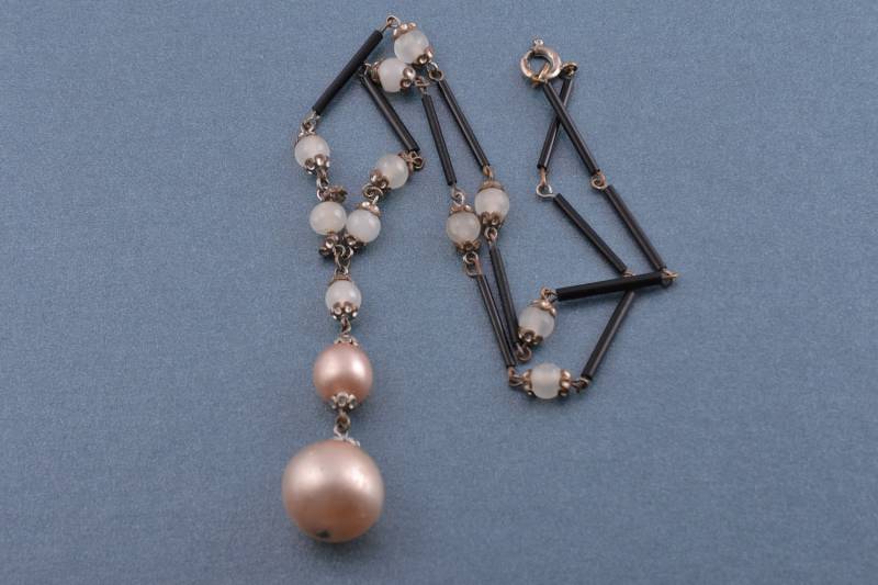 Glas Art Deco Cocktail Lavalier Halskette Mit Kunstperlen | 864Z Glas Art Deco Cocktail Lavalier Halskette Mit Kunstperlen | 864Z von AmandaApplebyShop