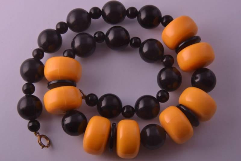 Retro Pop Halskette | 908Y6 von AmandaApplebyShop