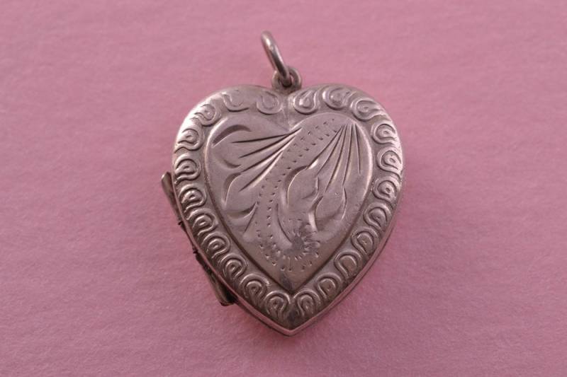 Silber Vintage Öffnung Herzmedaillon | 952Y Silber Vintage Öffnung Herzmedaillon | 952Y von AmandaApplebyShop